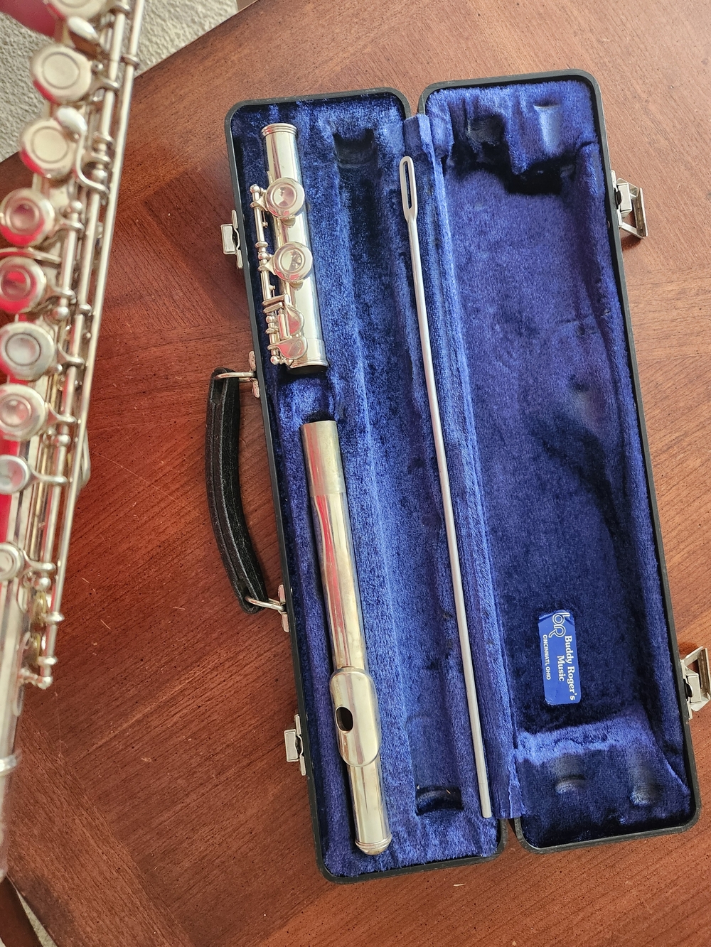 Armstrong Silver Flute Case Set - Women Accessories - Picture 6 of 8